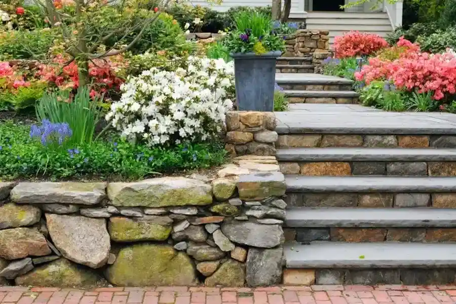 Understanding The Basics Of Retaining Wall Installation in Knoxville, TN Understanding The Basics Of Retaining Wall Installation in Knoxville, TN